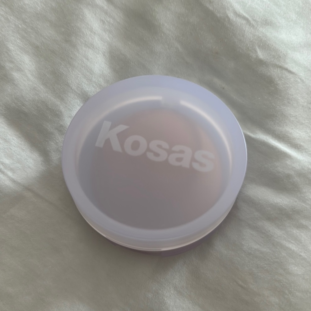Kosas “comfy” cloud setting powder, used once